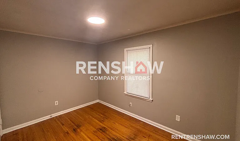 4667 Violet Ave — Photo 10