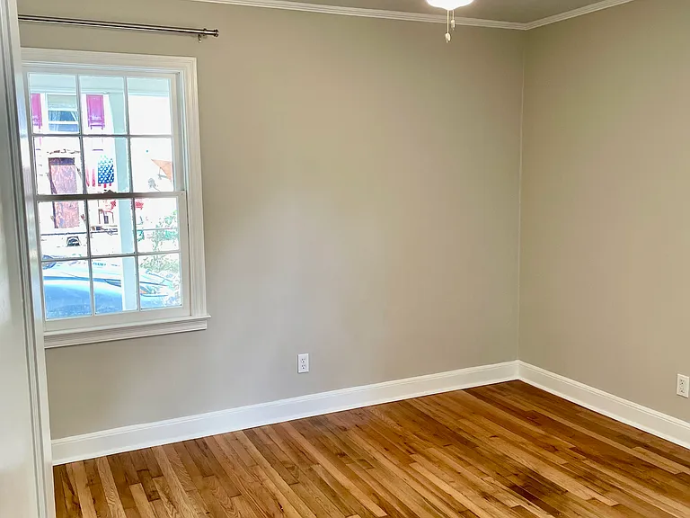 755 Trout St NE — Photo 4