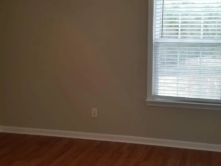 1718 Sterling Oaks Ln — Photo 13