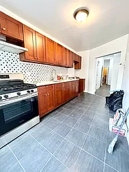 113-17 Jamaica Avenue
