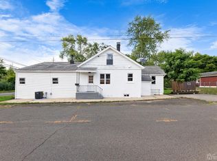 69 Helmetta Rd, Monroe Township, NJ 08831