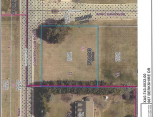 667 Berkshire, Adrian, MI 49221