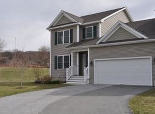 8 Brittany Ln, Saint Albans, VT 05478