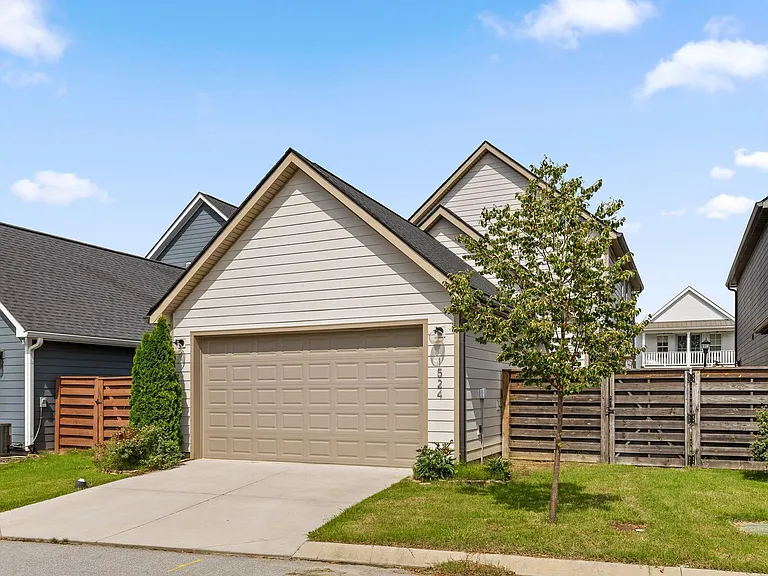 1524 Farmhouse Trl — Photo 40
