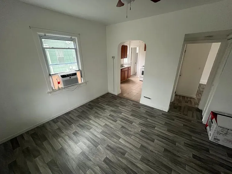 195 Campbell Park — Photo 1
