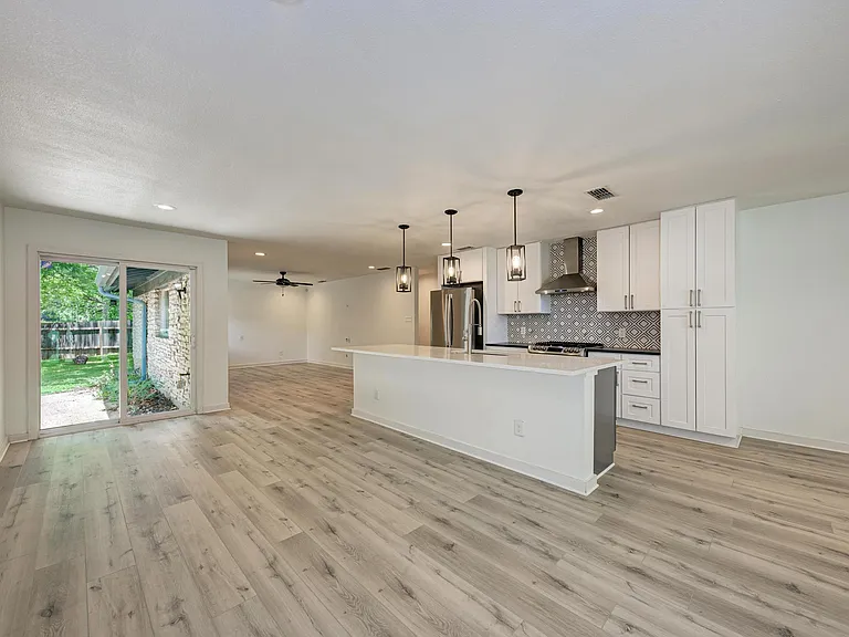 6700 Kings Point — Photo 10