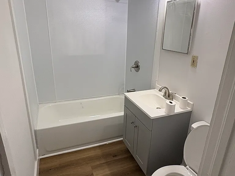803 W Lafayette St — Photo 20