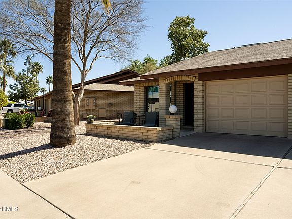 2nd image of 2064 S Farnsworth Dr Unit 40