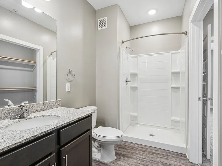 Bonavia Luxury Apartments — Photo 7