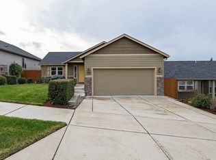 1424 Flower St, Medford, OR