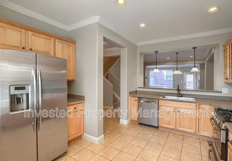 9531 Cedarhurst Ln #D — Photo 9