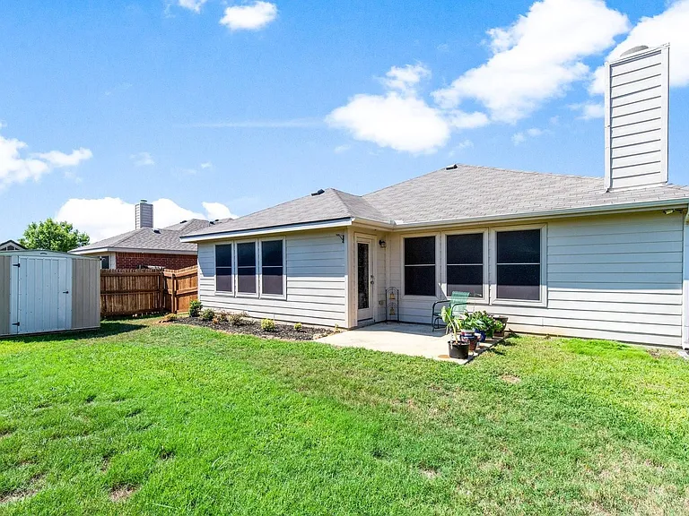 3504 Northpointe Dr — Photo 20
