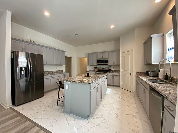 5th image of 1330 Rustic Pine Dr