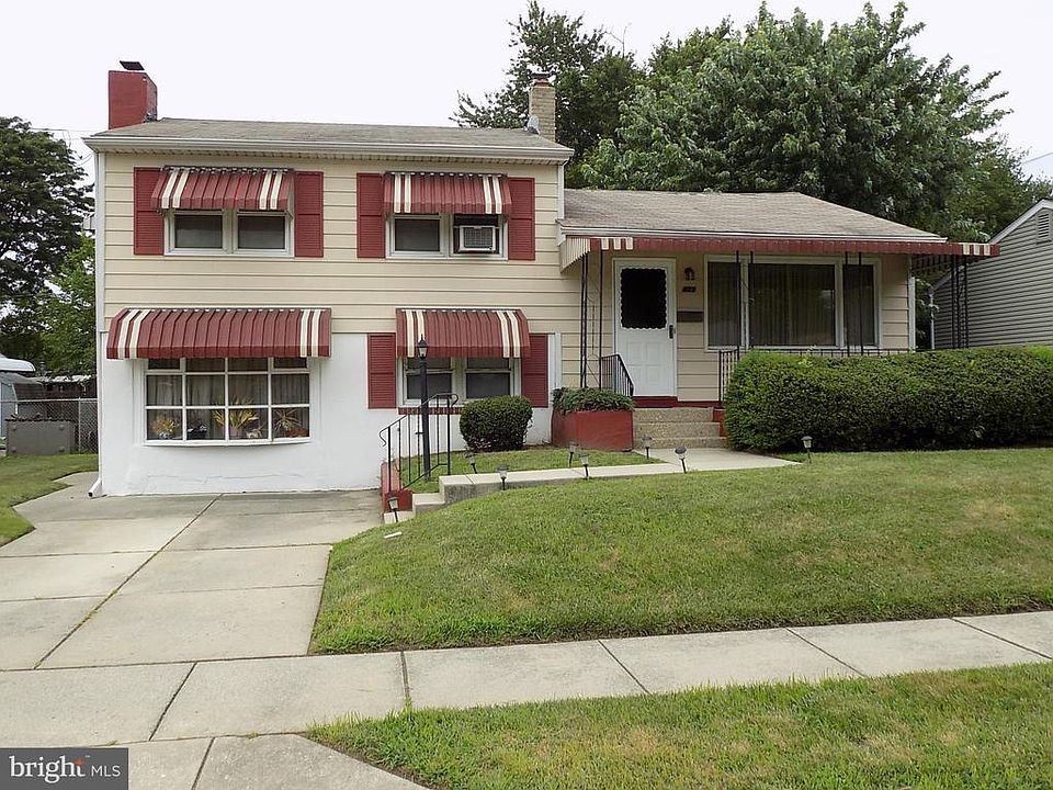 1st image of 409 Walnut Ave