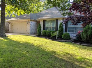18 Brennan Ln, Little Rock, AR 72227