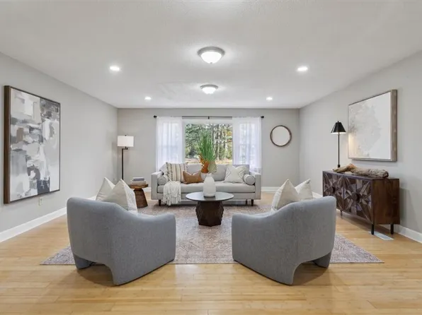 209 Harris Creek Road, Hampton, VA 23669