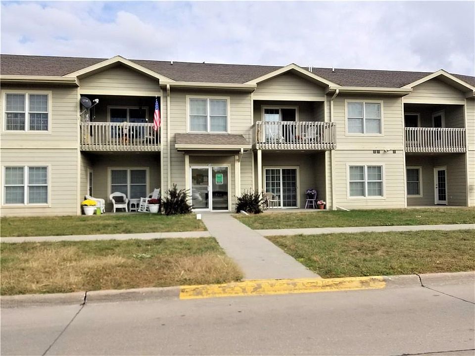 1st image of 410 N 1st St #204
