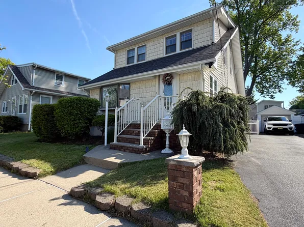 49 Orange Ave, Elmwood Park, NJ 07407