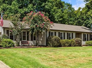1480 Spring Hill Cir, Kernersville, NC 27284