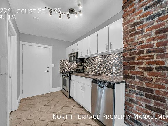 4th image of 4228 Locust St #3S