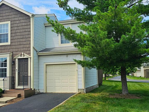 2nd image of 5087 Singleton Dr #33D