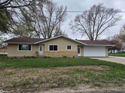 402 2nd St, Sully, IA, 50251