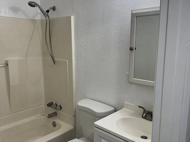 9221 Northlake Dr SW — Photo 8