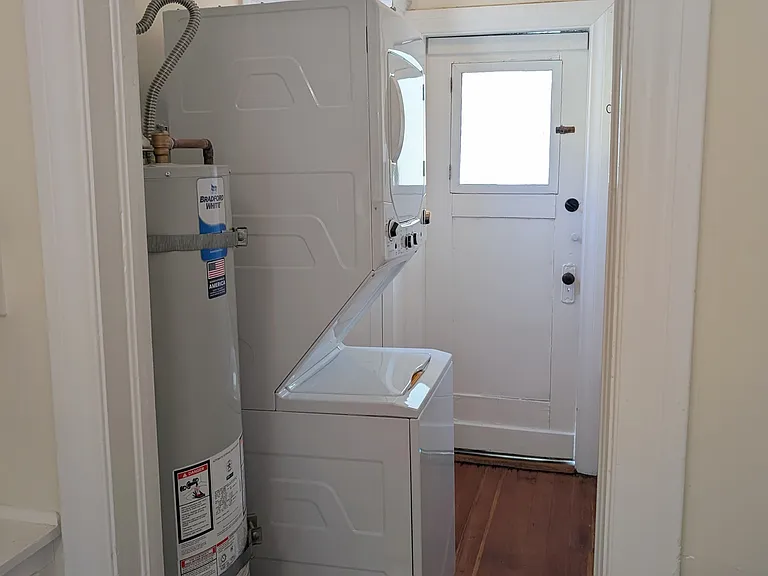 802 N Orange Grove Ave — Photo 11