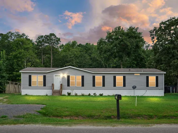 317 Pooshee Plantation Way, Bonneau, SC 29431