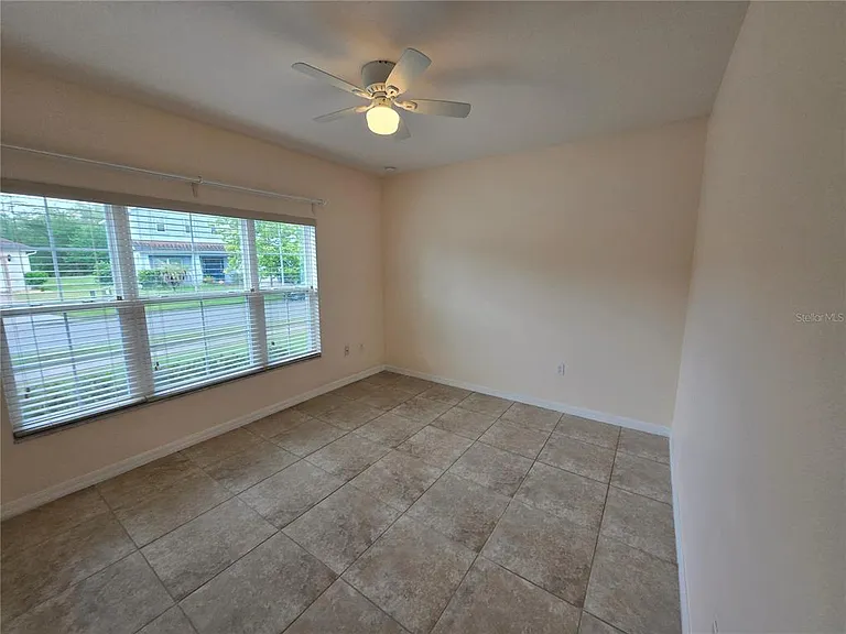 2246 Waukegan Dr — Photo 23