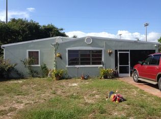 2215 NE Arch St, Jensen Beach, FL 34957
