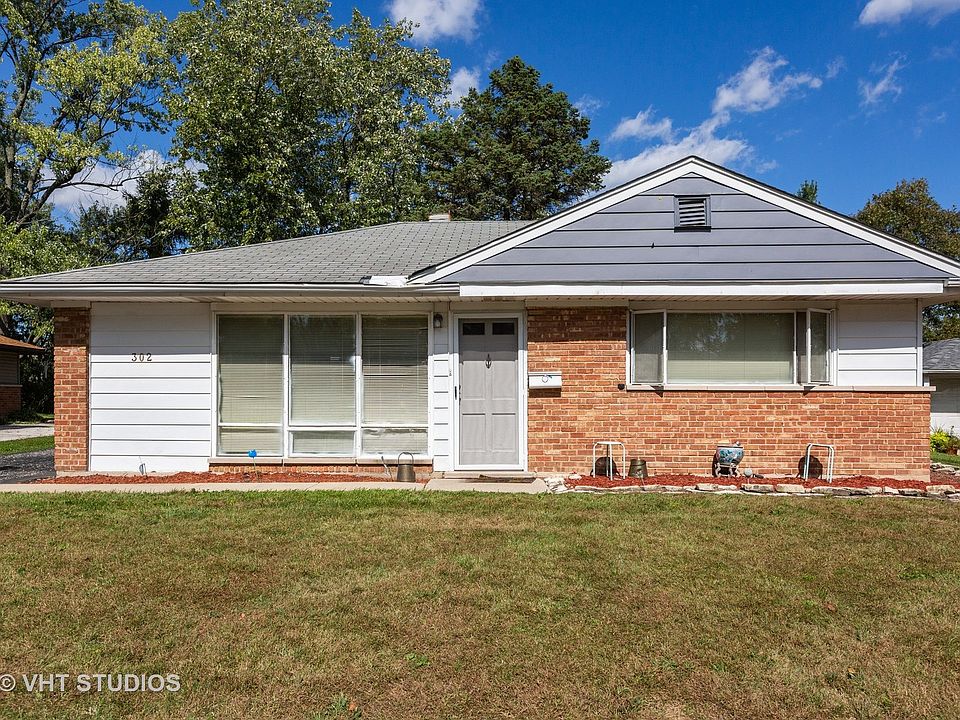 1st image of 302 Sangamon St