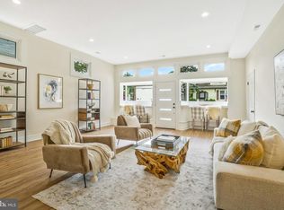 805 20th St S, Arlington, VA 22202