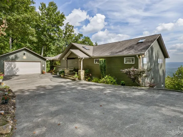 232 Forge Crest Dr, Mills River, NC 28759