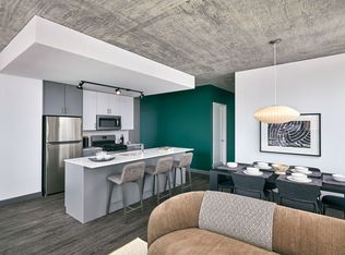 166 N Elizabeth St #2011, Chicago, IL 60607