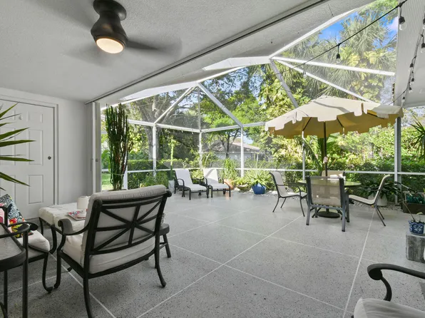 5402 Red Oak Court, Palm Beach Gardens, FL 33410