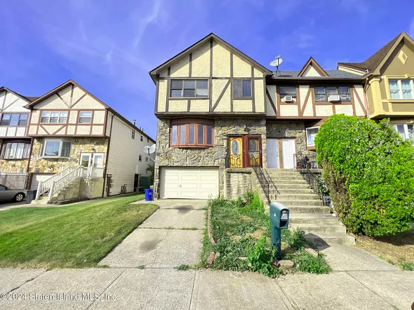 27 Richard Ln, Staten Island, NY 10314
