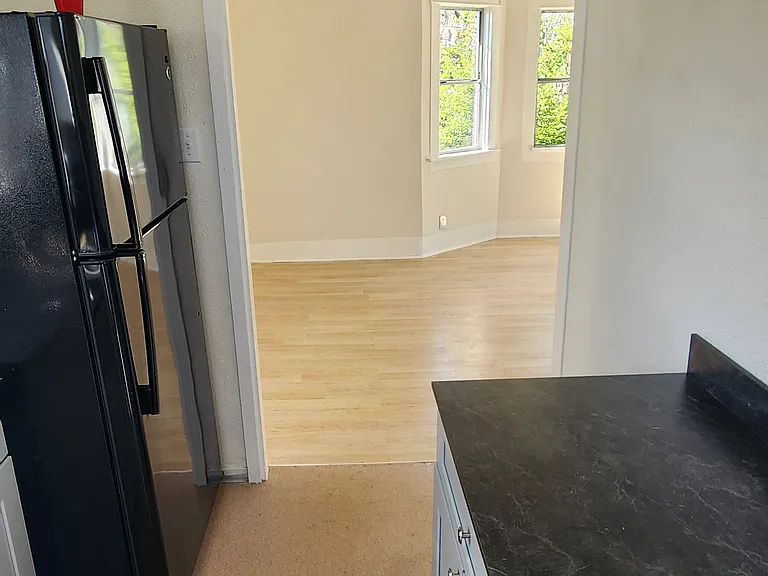 760 Temple Ave #C — Photo 17