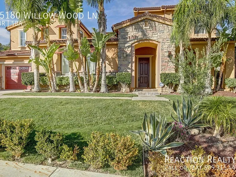15180 Willow Wood Ln — Photo 2