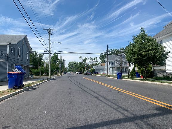 5th image of 320 N 6th St