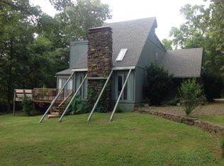 3175 N Oakland Zion Rd, Fayetteville, AR 72703