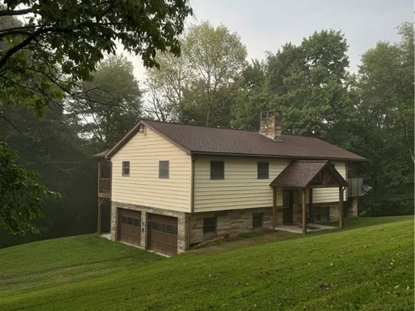 1012 Union Flat Rd, Shelocta, PA 15774