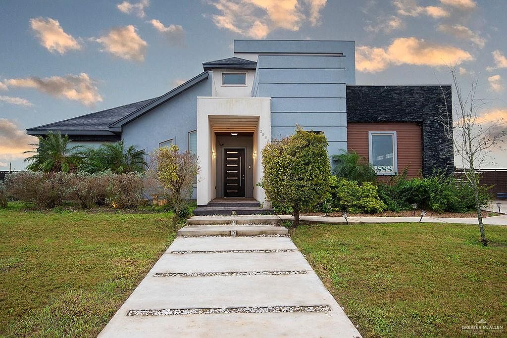 2533 Los Portales, Brownsville, TX 78526 Zillow