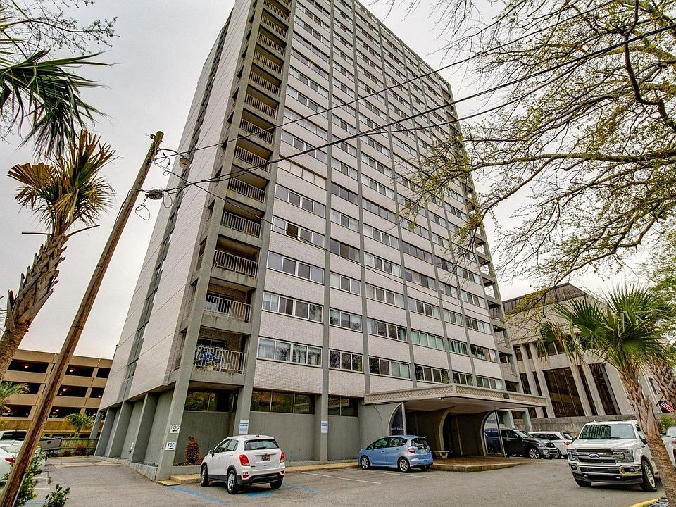 2nd image of 1520 Senate St #163