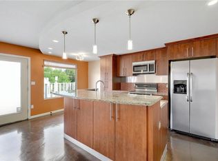 41 Waller St APT 307, Austin, TX 78702