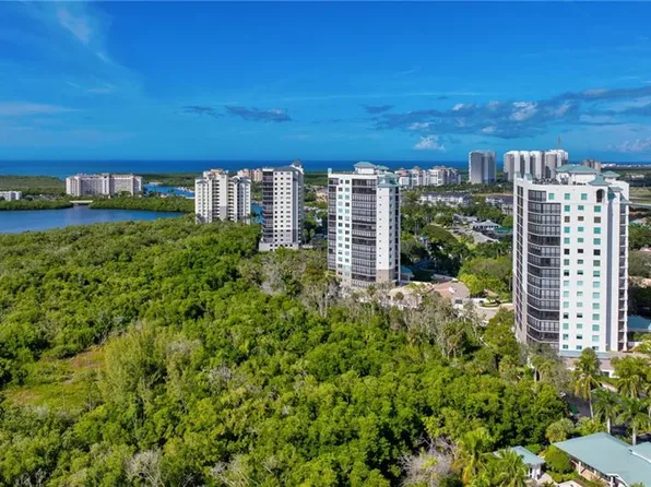 455 Cove Tower DR #1603, NAPLES, FL 34110