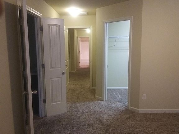 5th image of 228 Rankin Cir