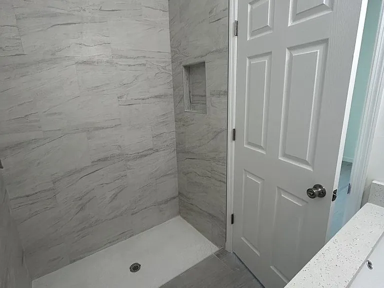 544 Highlands Lake Dr — Photo 18