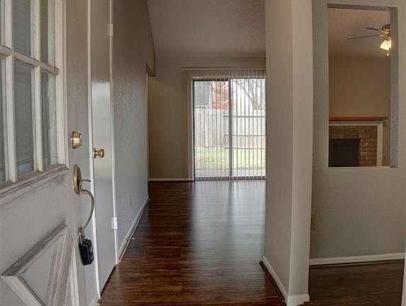 2nd image of 4039 Blacksmith Ln