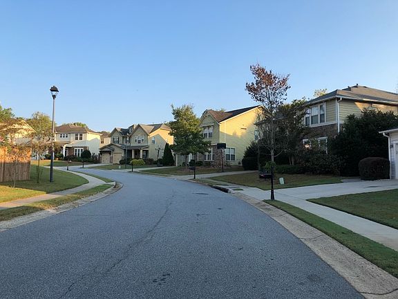 4th image of 312 Melrose Cir